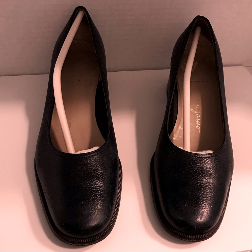 Salvatore Ferragamo Blue Pumps 6.5